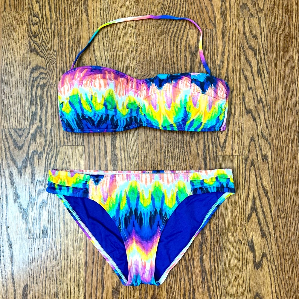 Tommy Bahama Tie Dye Bikini Size Medium